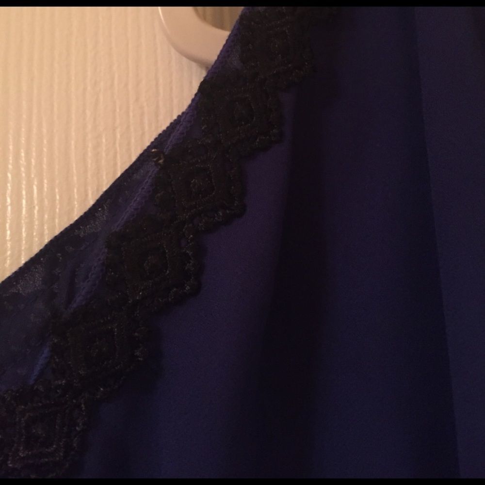 Top - Picture 7 of 8